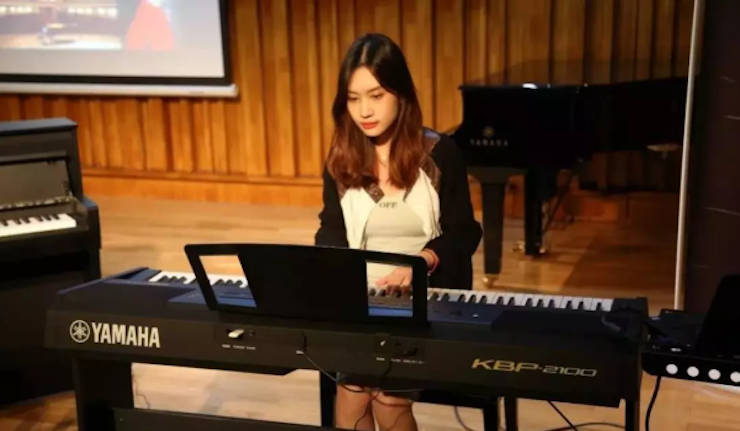 安阳老干部大学雷火电竞电子键盘联谊会