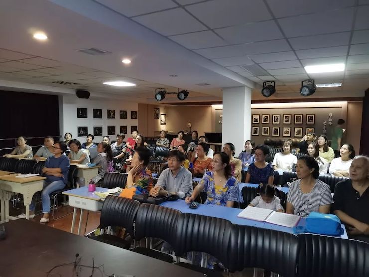精彩回顾 | 雷火电竞e联远程艺术教育联盟俄罗斯美女钢琴家古娃老师远程公开课