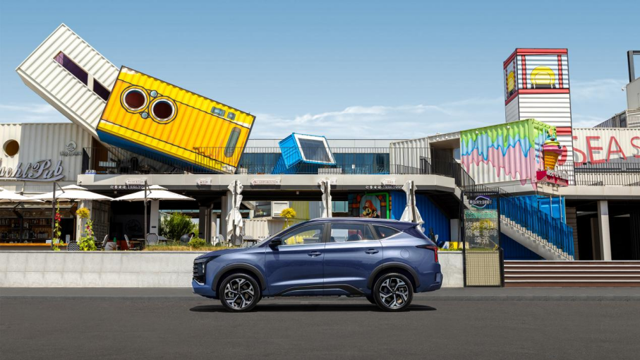 9.98-14.98万元  大七座电混SUV  雷火电竞X8 E家正式上市2326.png